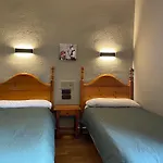 Отель The *