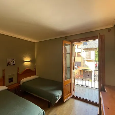 The Hotel Bosost (Bossòst)